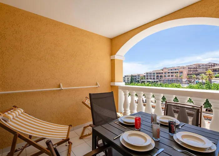 Le Village De Cap Esterel - Maeva - Climatise + Coin 4 Personnes - Confort Mae-1303 Saint-Raphaël